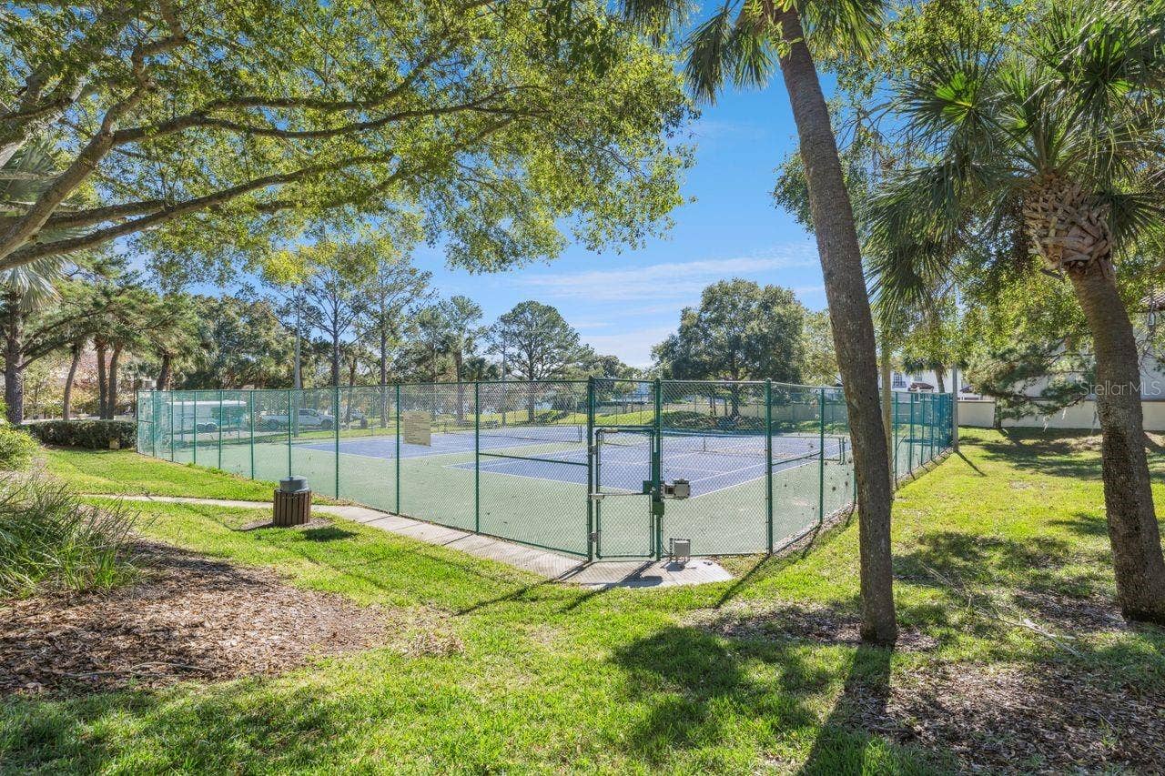 8215 ROLLA COURT, Orlando, FL 32836 Community tennis courts