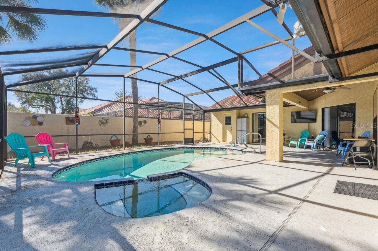 8215 ROLLA COURT, Orlando, FL 32836 Backyard pool and spa