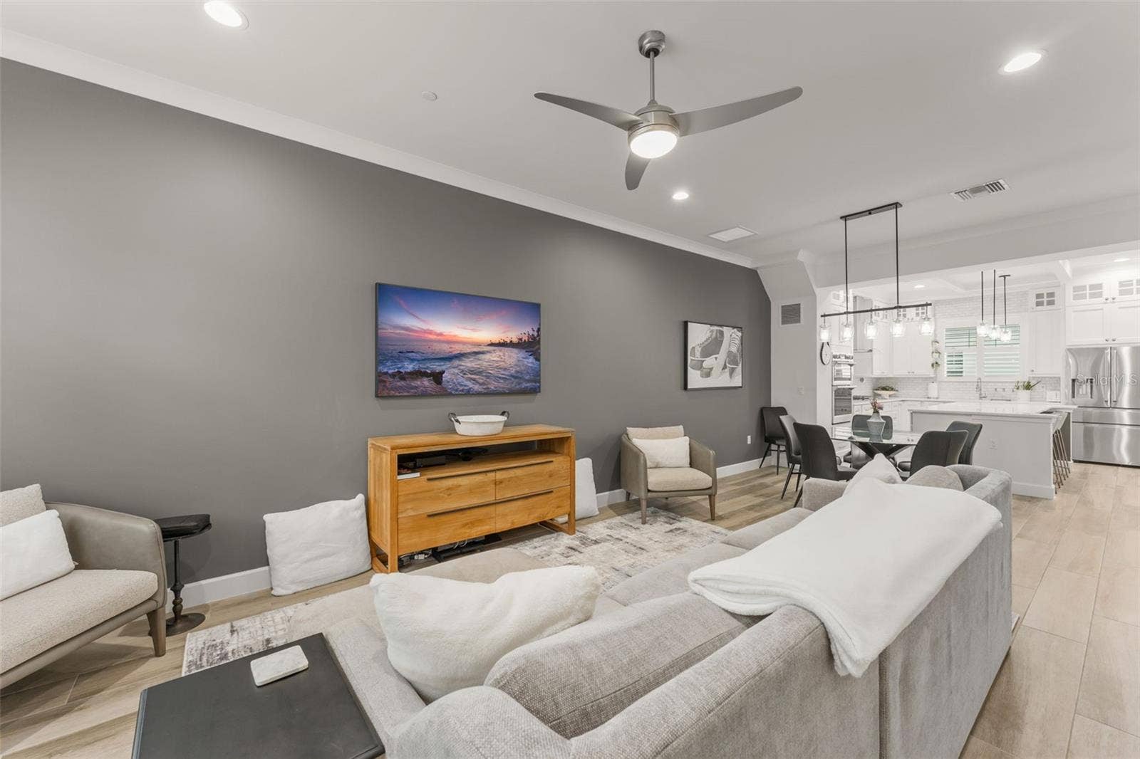 131 OAK LAUREL DRIVE, Winter Garden, FL 34787 131 OAK LAUREL DRIVE, Winter Garden, FL 34787