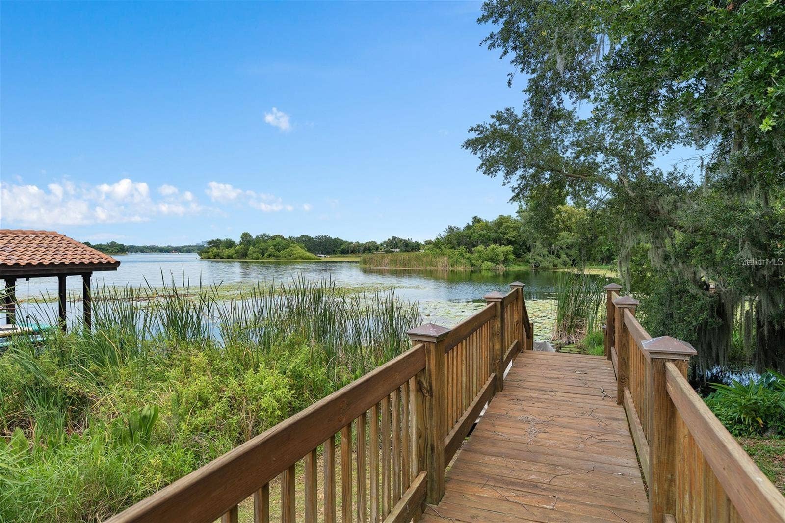 4509 PATRICIA ANN COURT, Orlando, FL 32839 Deck to lake