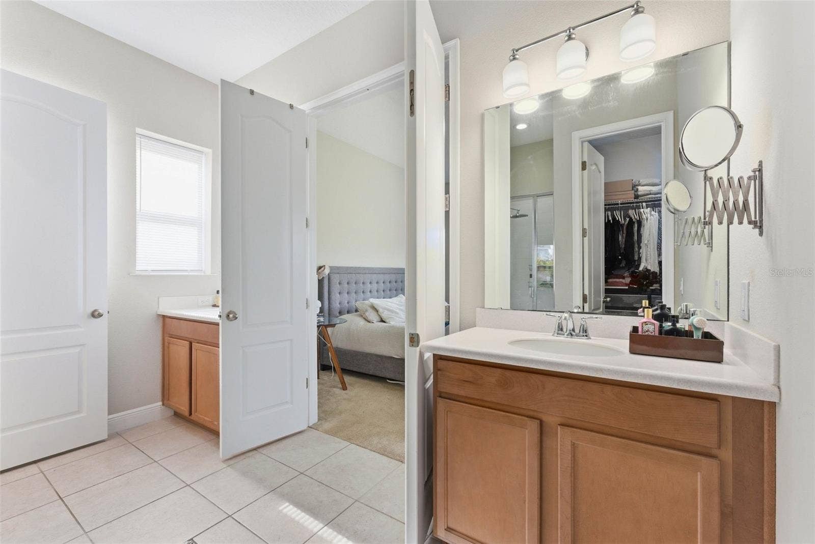 8266 NEMOURS PARKWAY, Orlando, FL 32827 8266 NEMOURS PARKWAY, Orlando, FL 32827