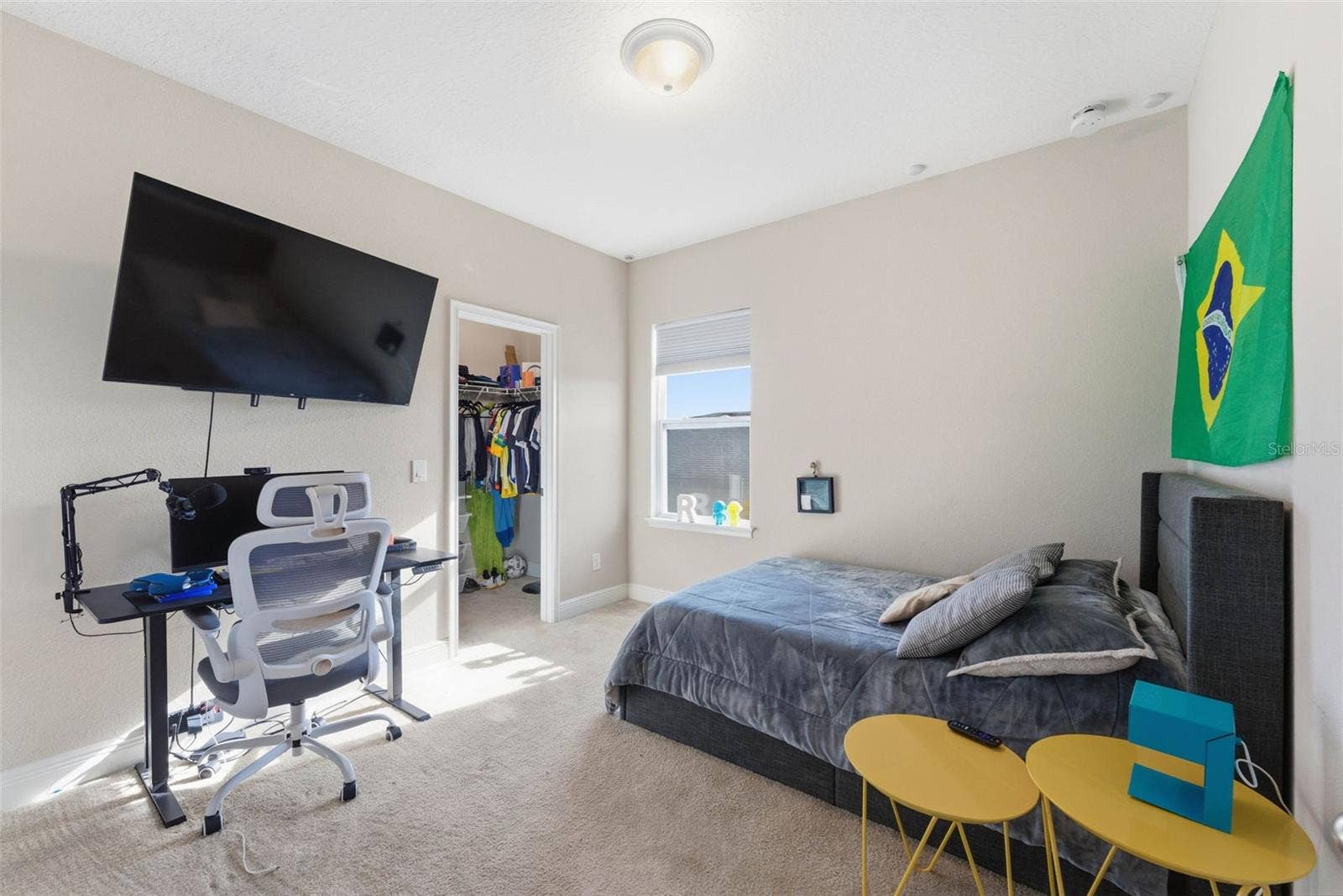8266 NEMOURS PARKWAY, Orlando, FL 32827 8266 NEMOURS PARKWAY, Orlando, FL 32827