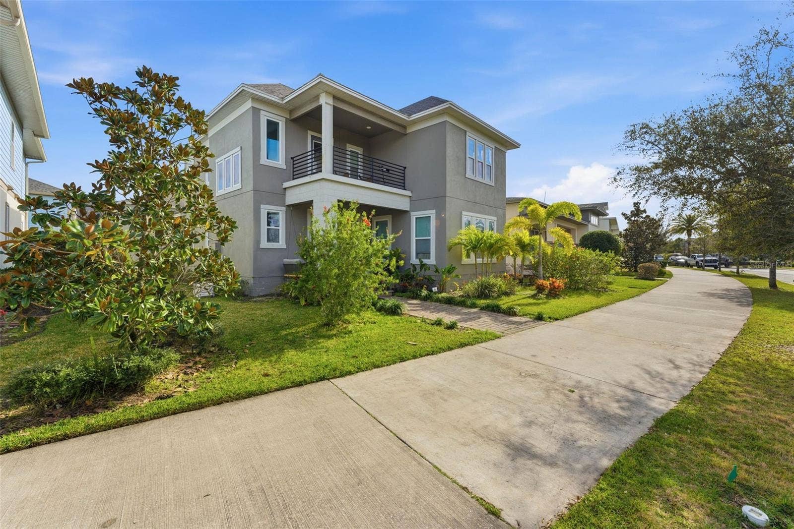 8266 NEMOURS PARKWAY, Orlando, FL 32827 8266 NEMOURS PARKWAY, Orlando, FL 32827