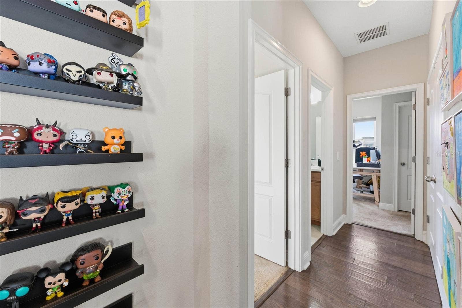 8266 NEMOURS PARKWAY, Orlando, FL 32827 8266 NEMOURS PARKWAY, Orlando, FL 32827