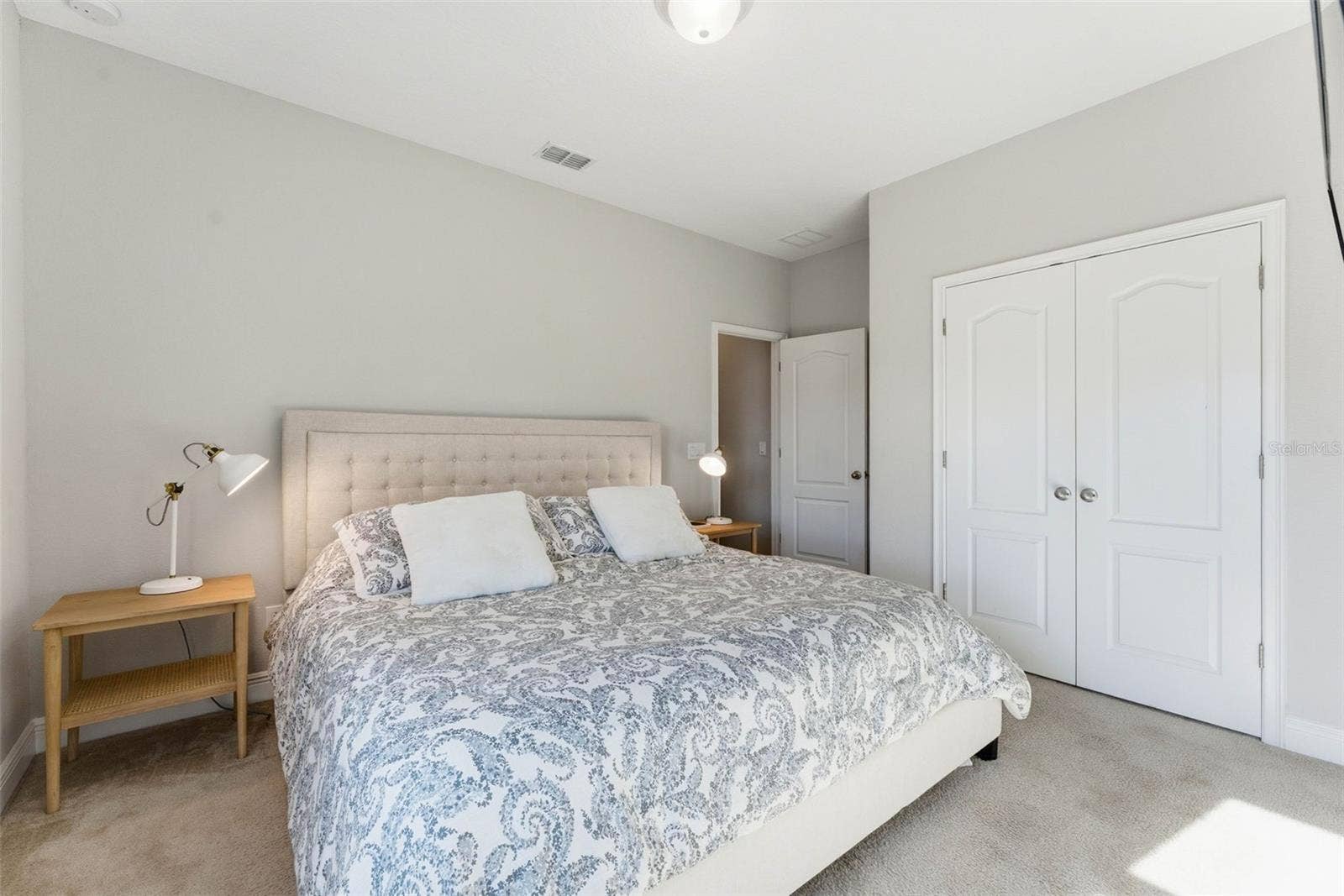 8266 NEMOURS PARKWAY, Orlando, FL 32827 8266 NEMOURS PARKWAY, Orlando, FL 32827