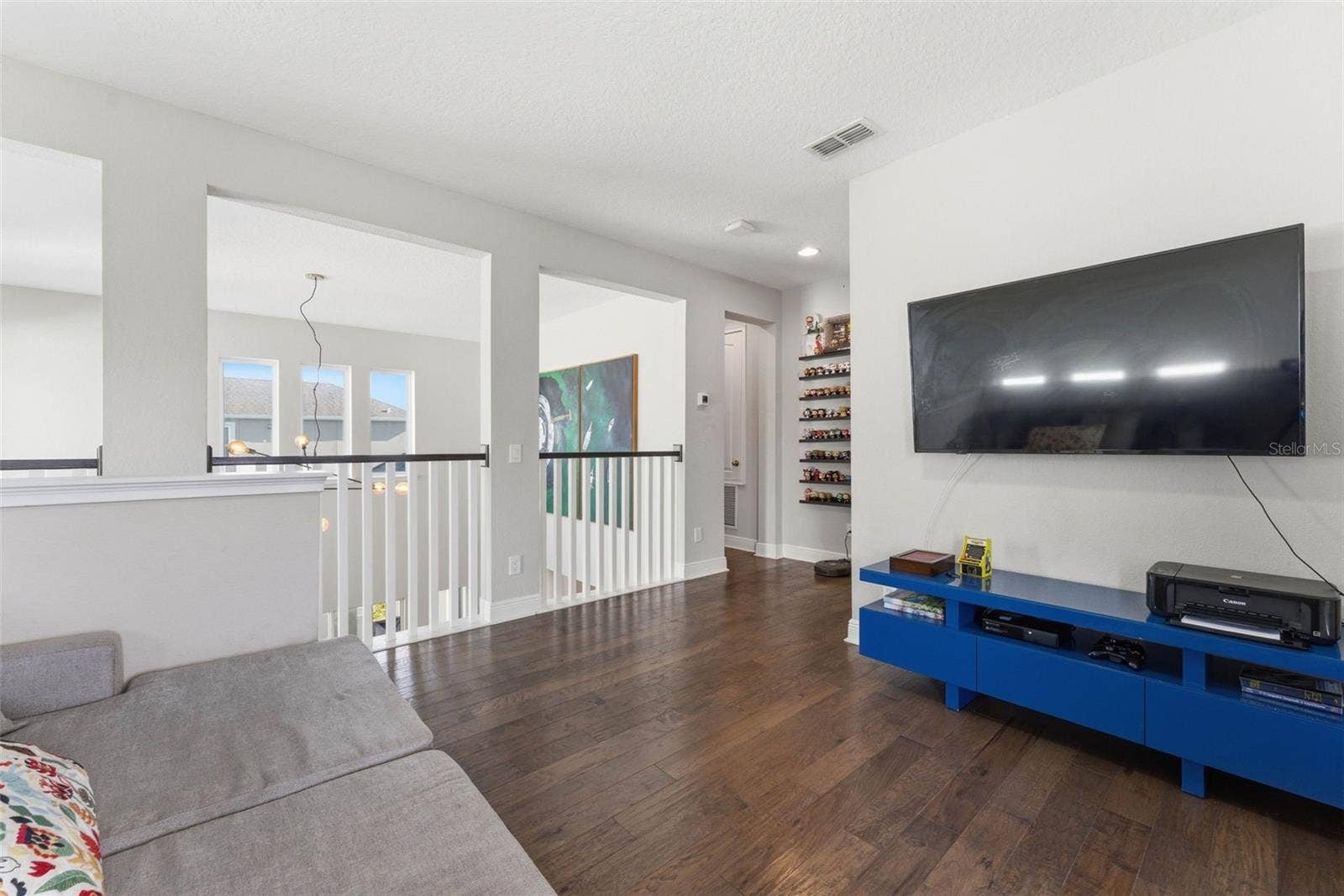 8266 NEMOURS PARKWAY, Orlando, FL 32827 8266 NEMOURS PARKWAY, Orlando, FL 32827