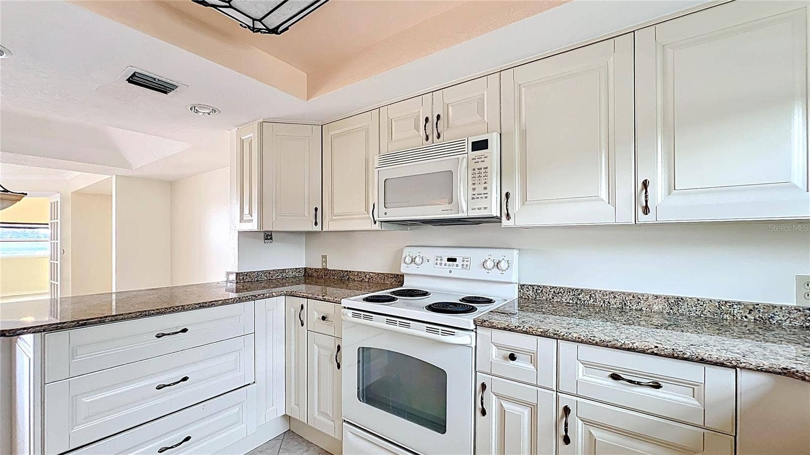 630 KILLARNEY BAY COURT, #3, Winter Park, FL 32789 630 KILLARNEY BAY COURT, #3, Winter Park, FL 32789