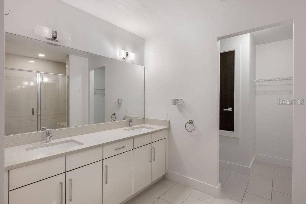 432 W SWOOPE AVENUE, Winter Park, FL 32789 432 W SWOOPE AVENUE, Winter Park, FL 32789
