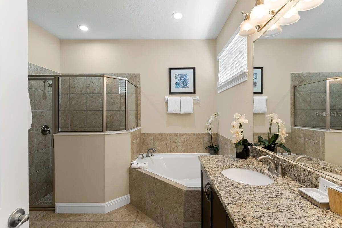 795 GOLDEN BEAR DRIVE, Reunion, FL 34747 Primary Bath
