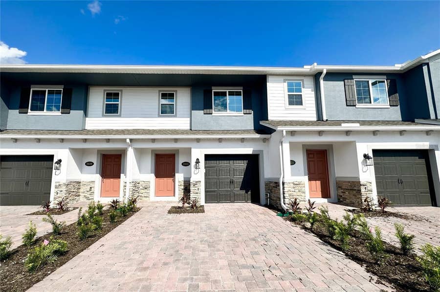 Property photo for 2835 NARCOOSSEE COMMONS WAY, St Cloud, FL