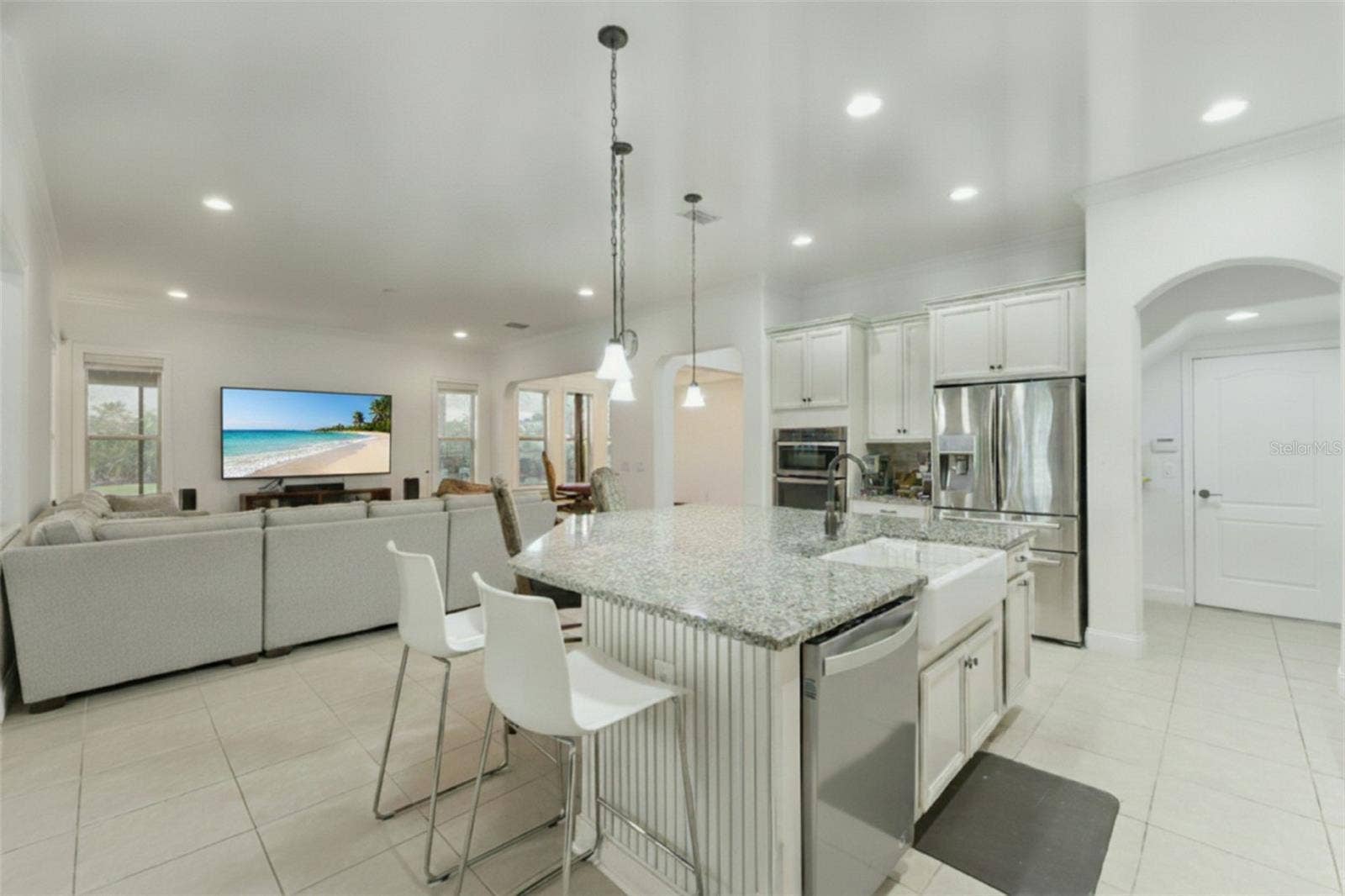 6752 TRELLIS VINE LOOP, Windermere, FL 34786 6752 TRELLIS VINE LOOP, Windermere, FL 34786