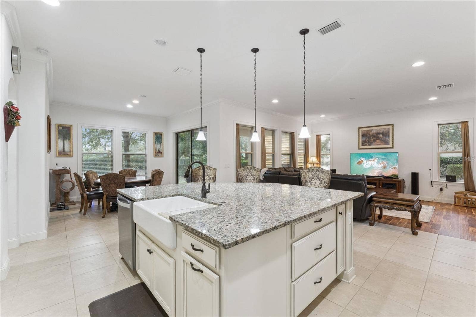 6752 TRELLIS VINE LOOP, Windermere, FL 34786 6752 TRELLIS VINE LOOP, Windermere, FL 34786
