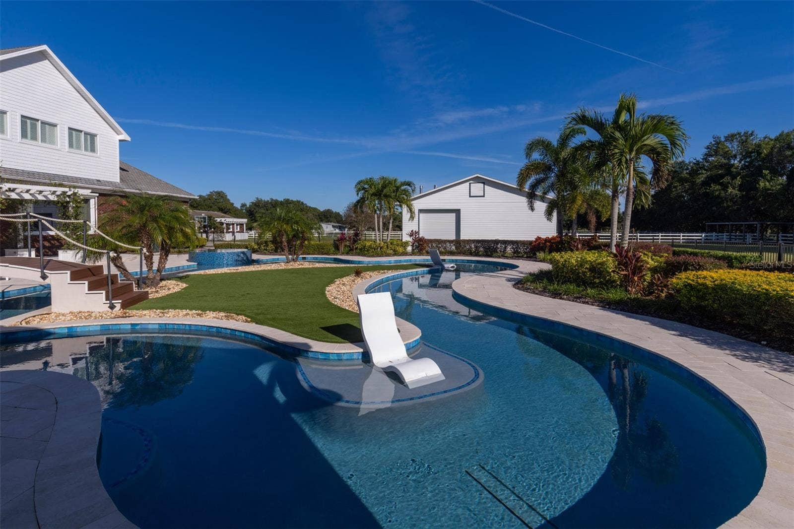 2780 VICKIE COURT, Kissimmee, FL 34744 2780 VICKIE COURT, Kissimmee, FL 34744