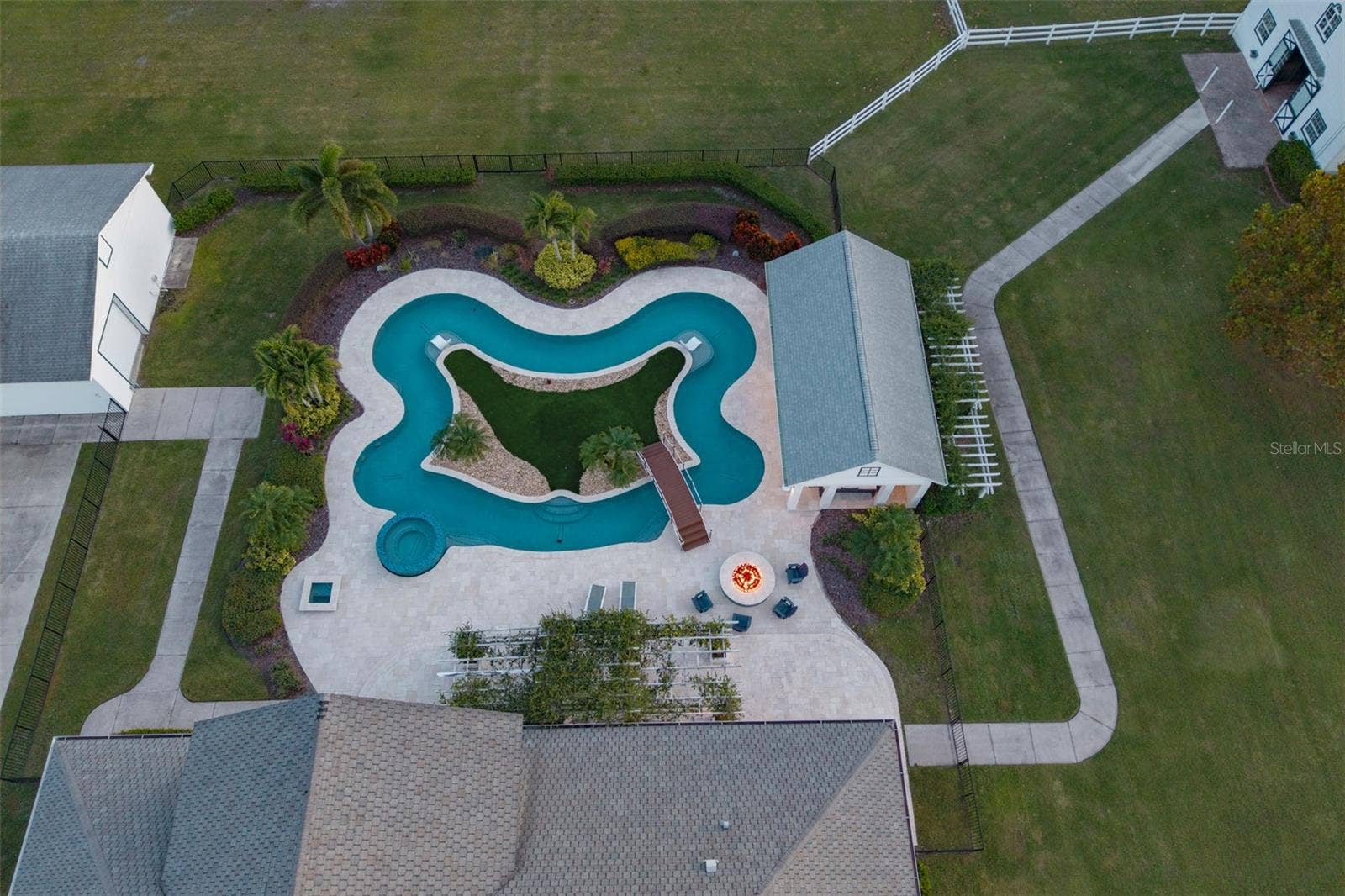 2780 VICKIE COURT, Kissimmee, FL 34744 2780 VICKIE COURT, Kissimmee, FL 34744