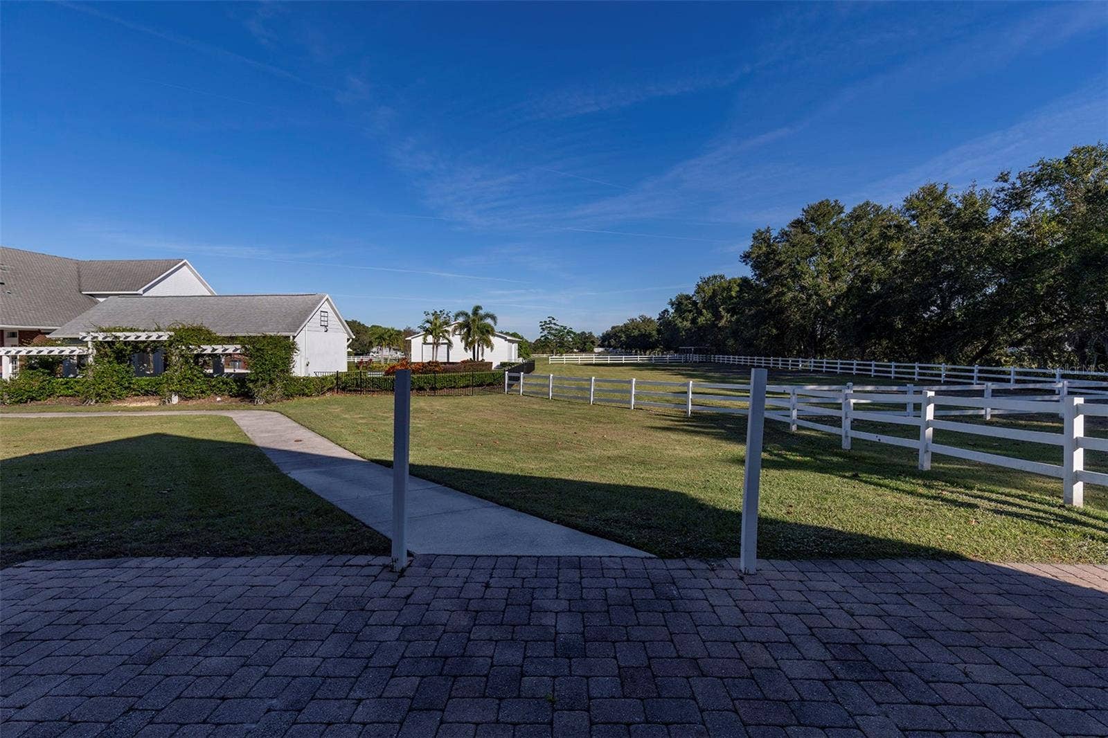 2780 VICKIE COURT, Kissimmee, FL 34744 2780 VICKIE COURT, Kissimmee, FL 34744