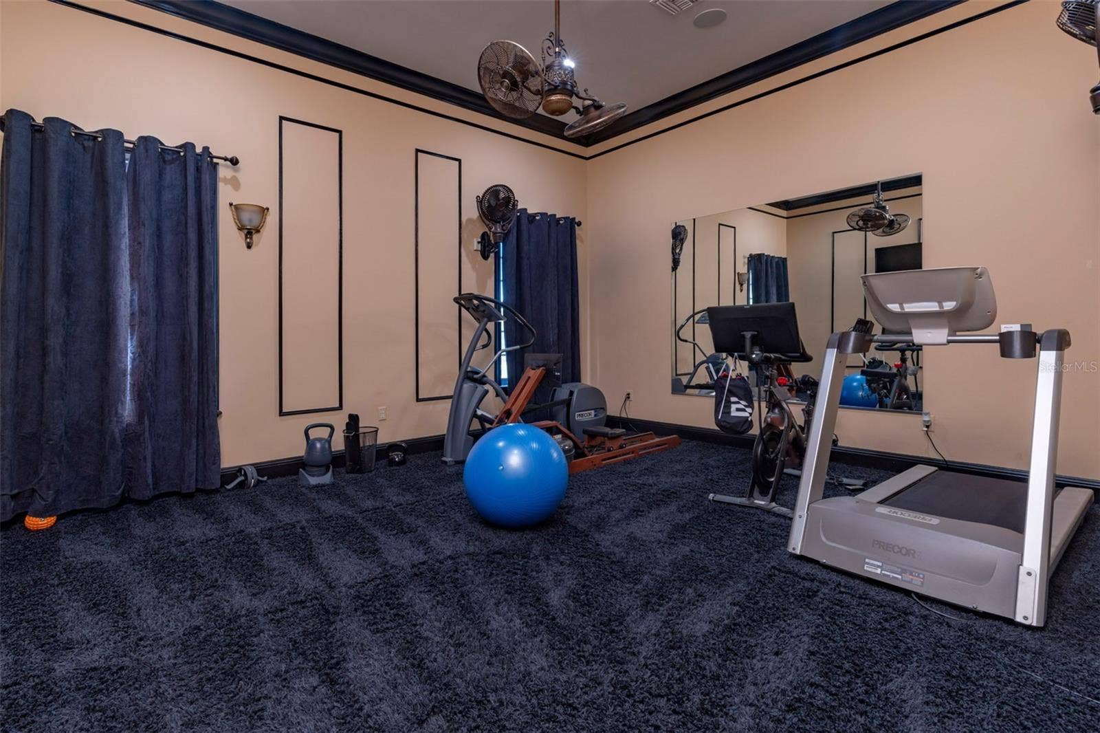 2780 VICKIE COURT, Kissimmee, FL 34744 2780 VICKIE COURT, Kissimmee, FL 34744
