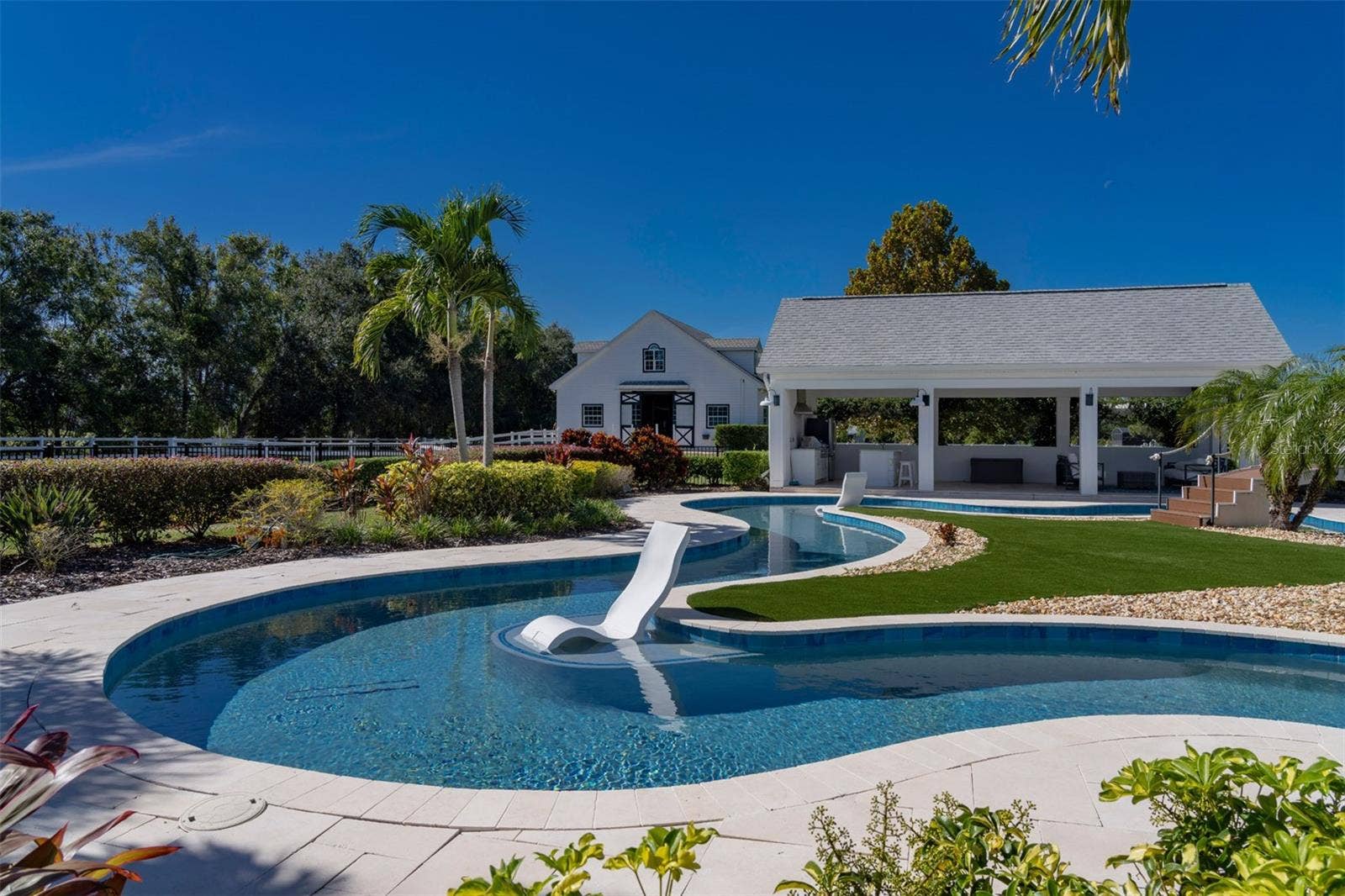 2780 VICKIE COURT, Kissimmee, FL 34744 2780 VICKIE COURT, Kissimmee, FL 34744