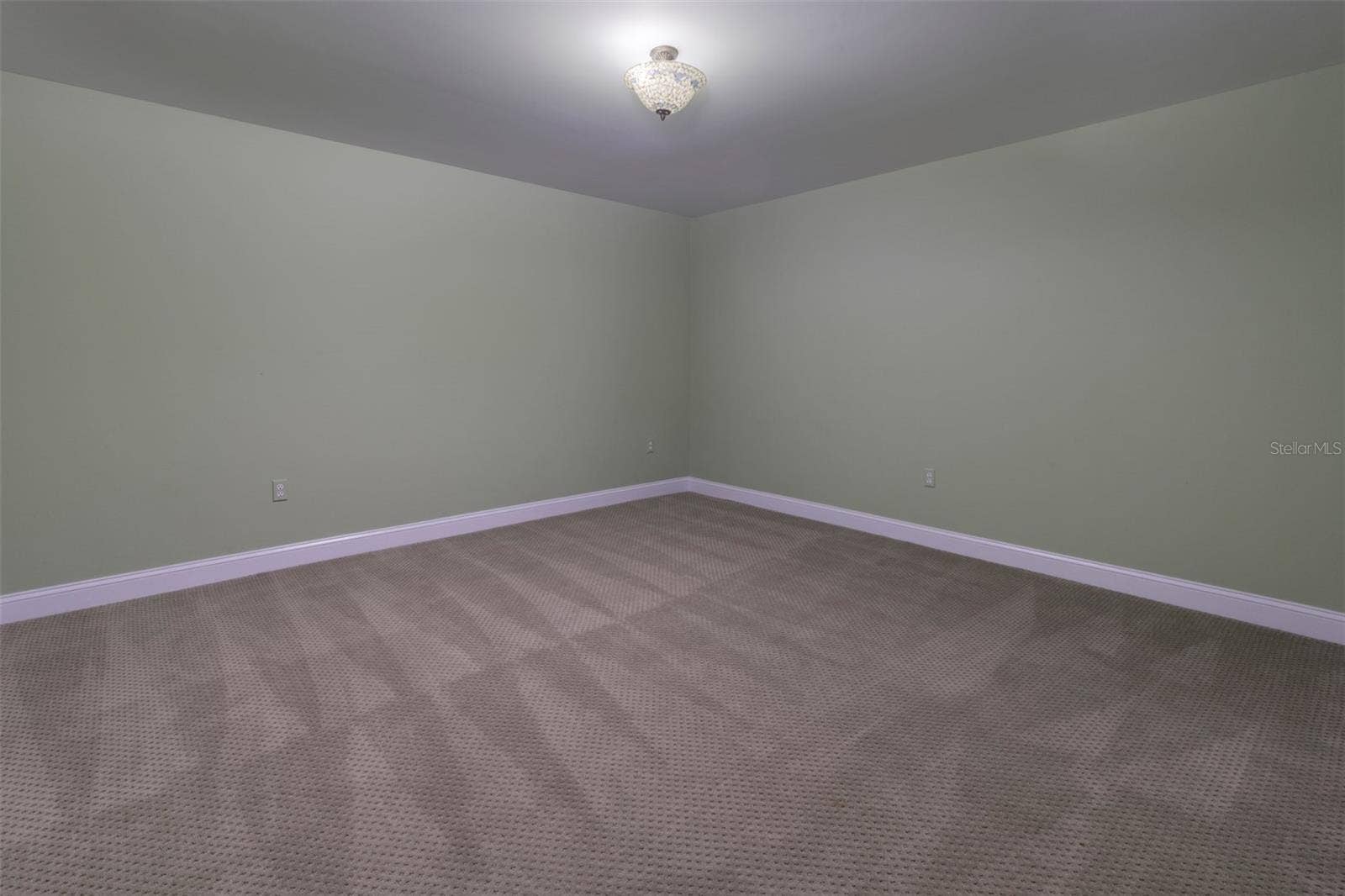2780 VICKIE COURT, Kissimmee, FL 34744 2780 VICKIE COURT, Kissimmee, FL 34744