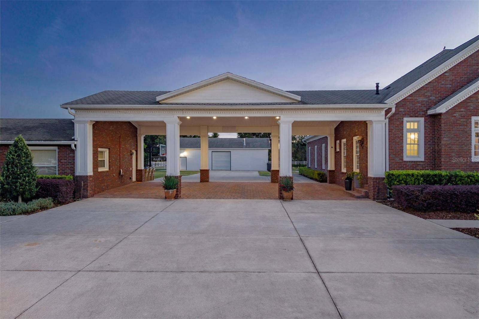 2780 VICKIE COURT, Kissimmee, FL 34744 2780 VICKIE COURT, Kissimmee, FL 34744