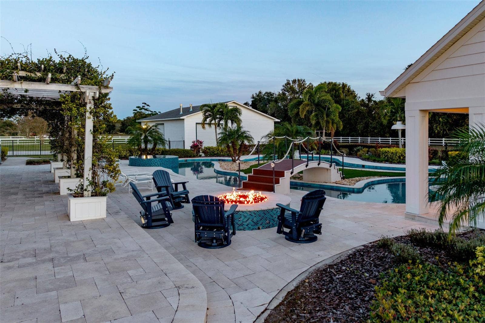 2780 VICKIE COURT, Kissimmee, FL 34744 2780 VICKIE COURT, Kissimmee, FL 34744