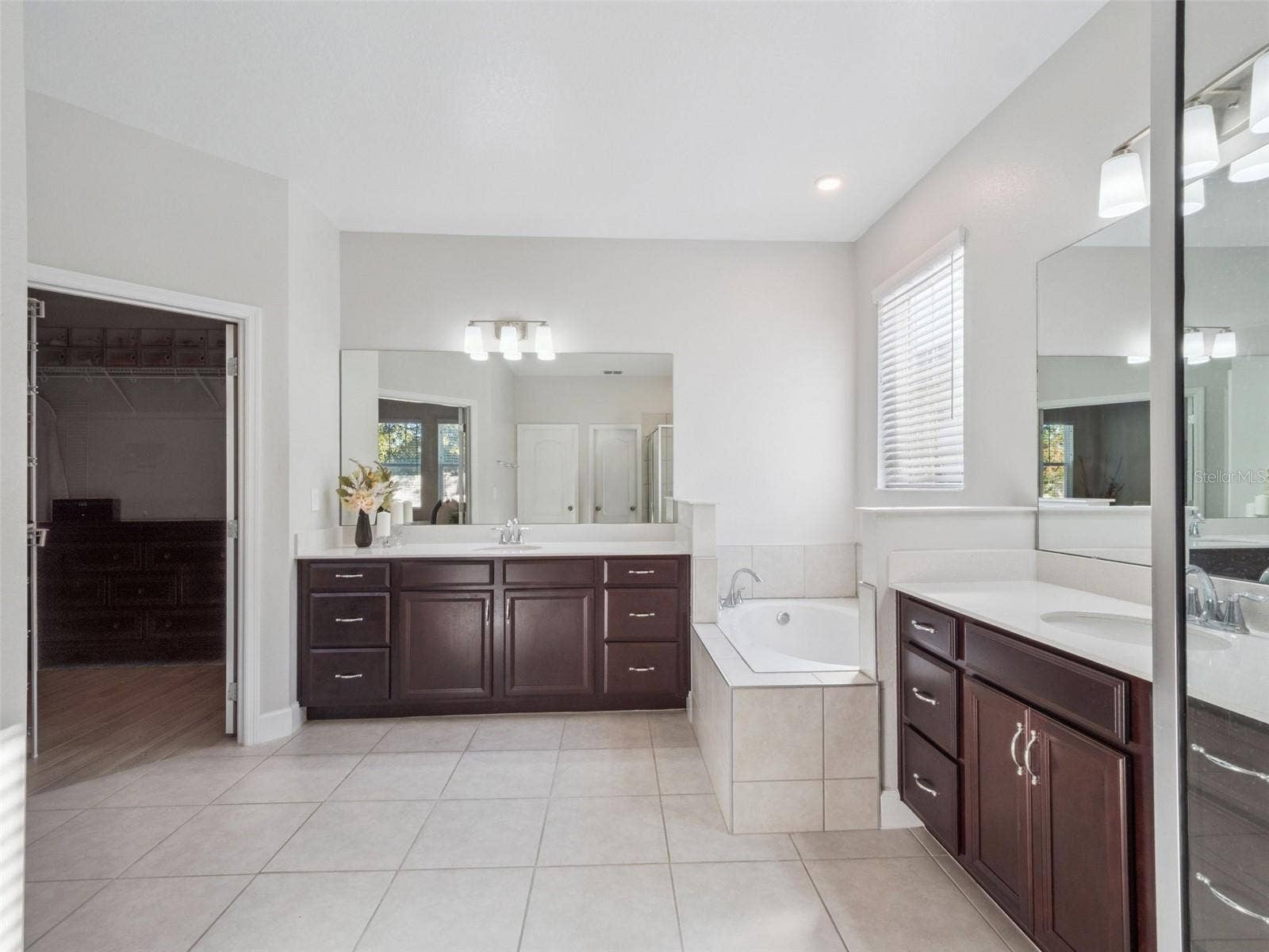14345 WABASSO LOOP, Winter Garden, FL 34787 Primary Bath + Closet