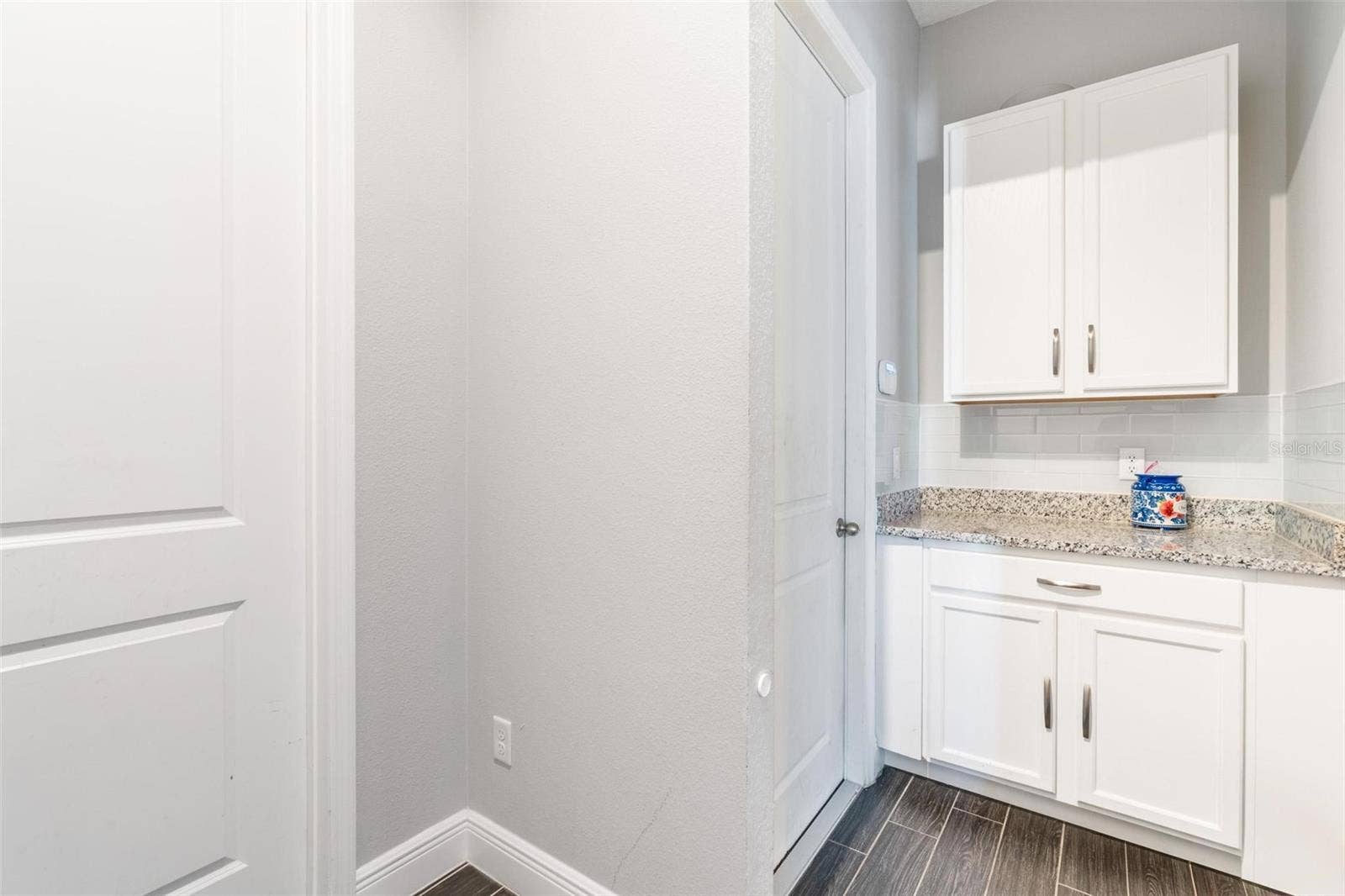 8324 LUDINGTON CIRCLE, Orlando, FL 32836 8324 LUDINGTON CIRCLE, Orlando, FL 32836
