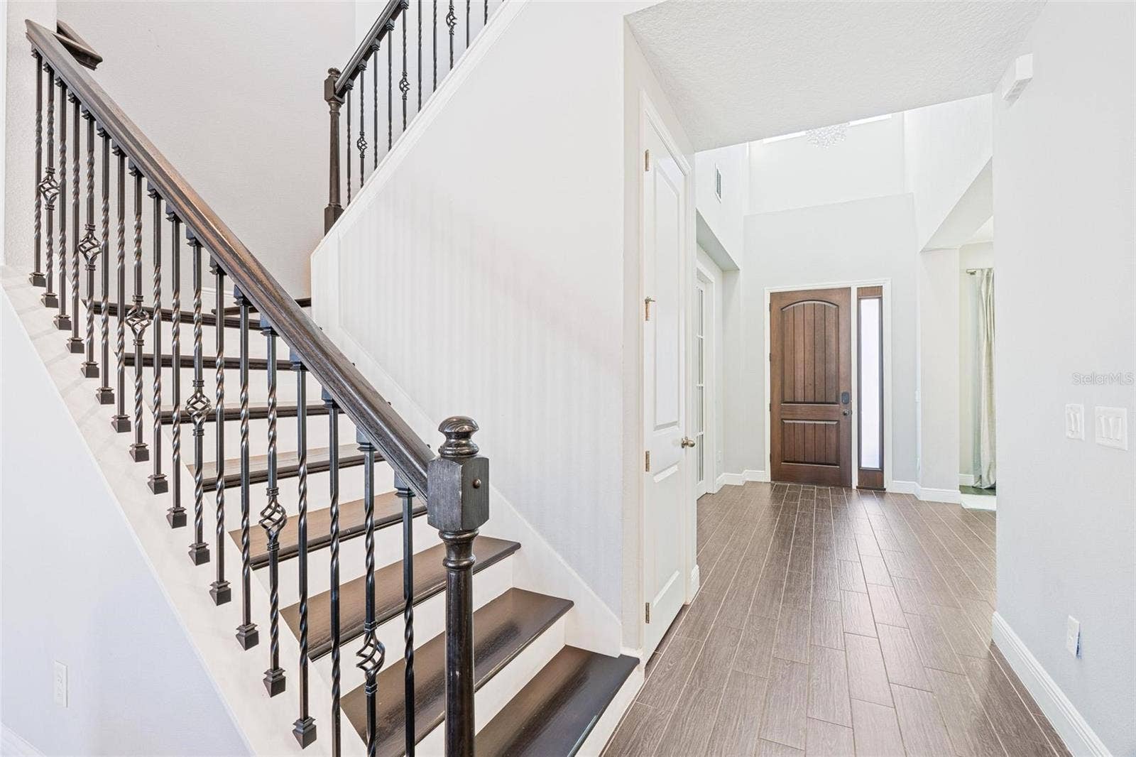 8324 LUDINGTON CIRCLE, Orlando, FL 32836 8324 LUDINGTON CIRCLE, Orlando, FL 32836