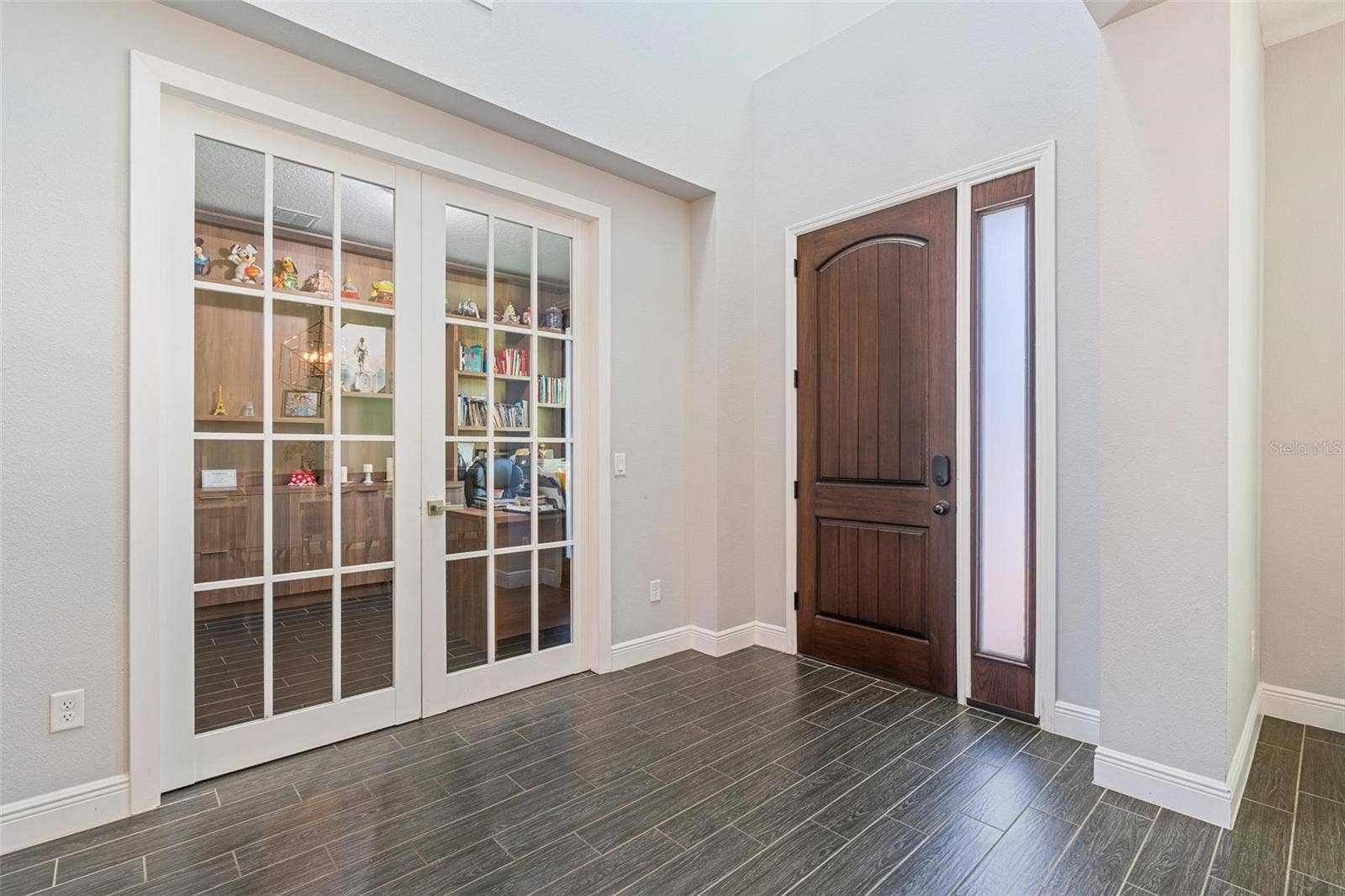 8324 LUDINGTON CIRCLE, Orlando, FL 32836 8324 LUDINGTON CIRCLE, Orlando, FL 32836