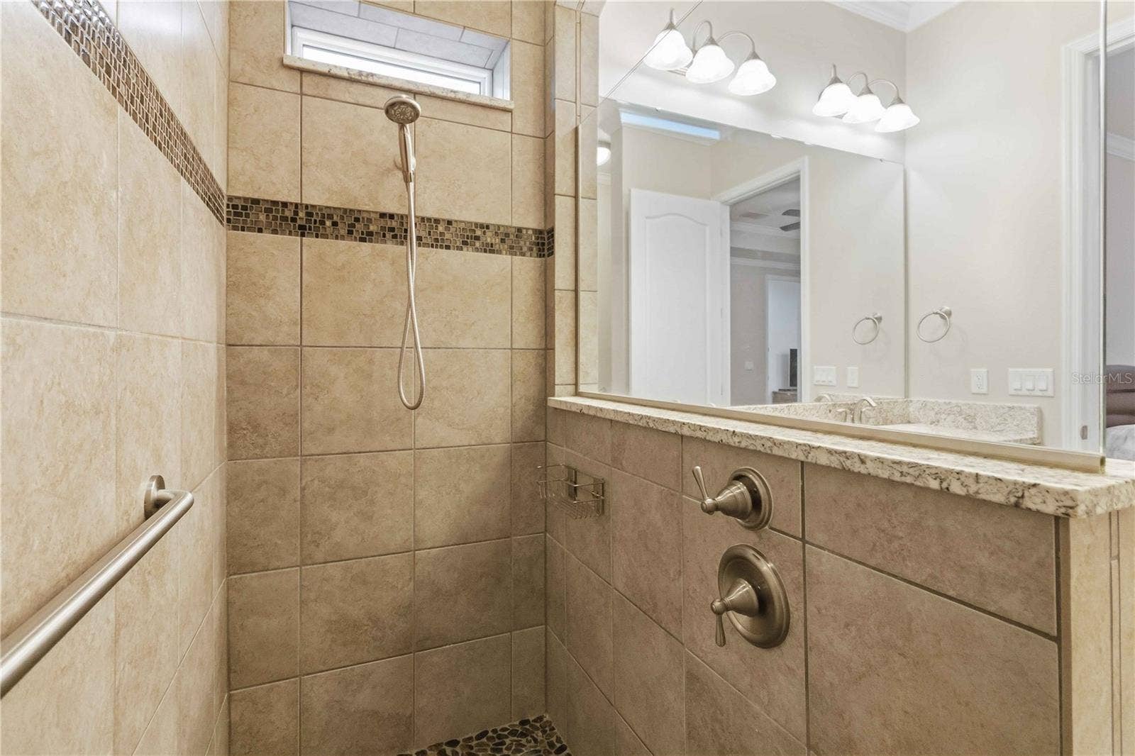 8905 LAUREATE BOULEVARD, Orlando, FL 32827
