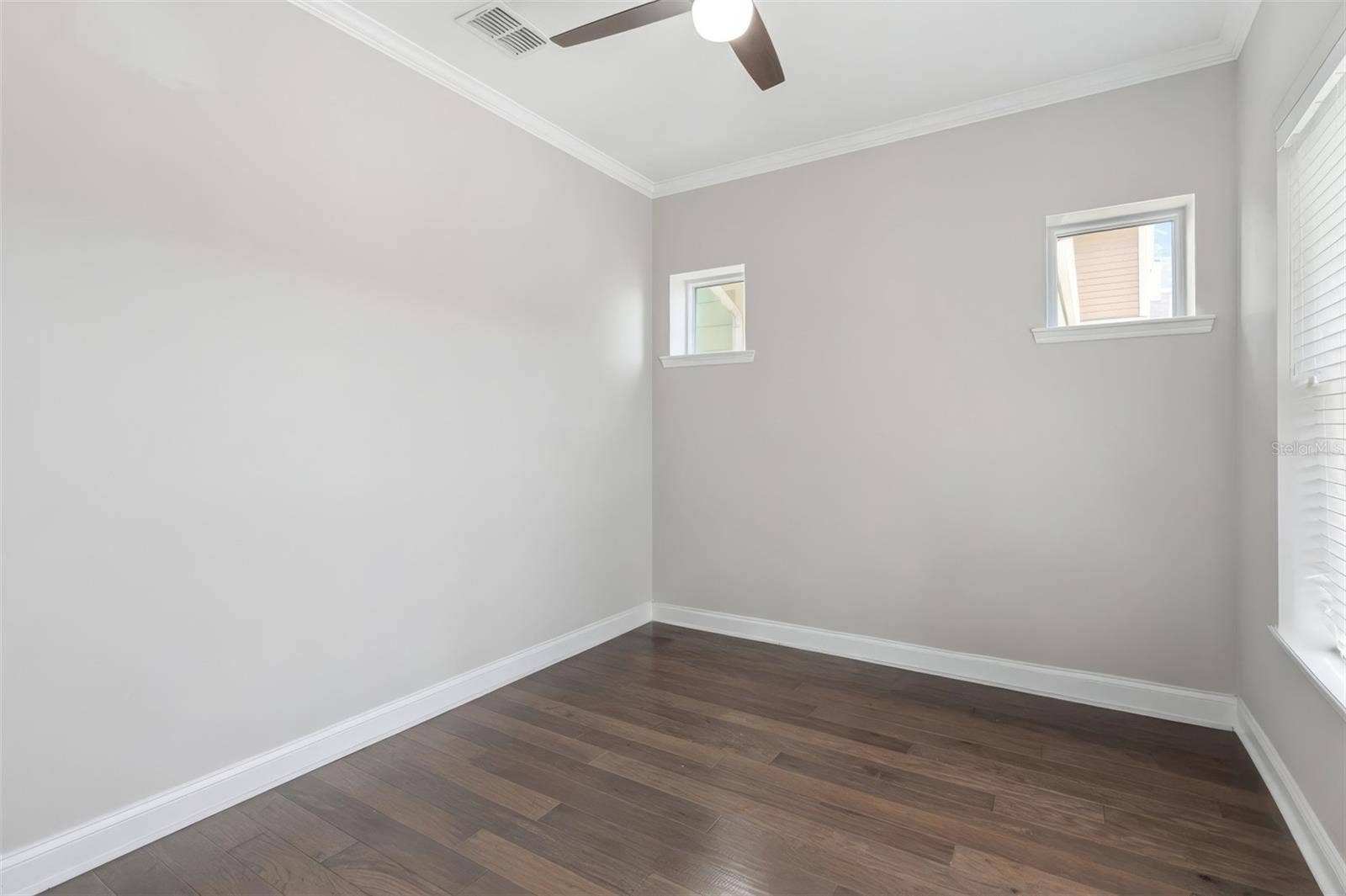 8905 LAUREATE BOULEVARD, Orlando, FL 32827