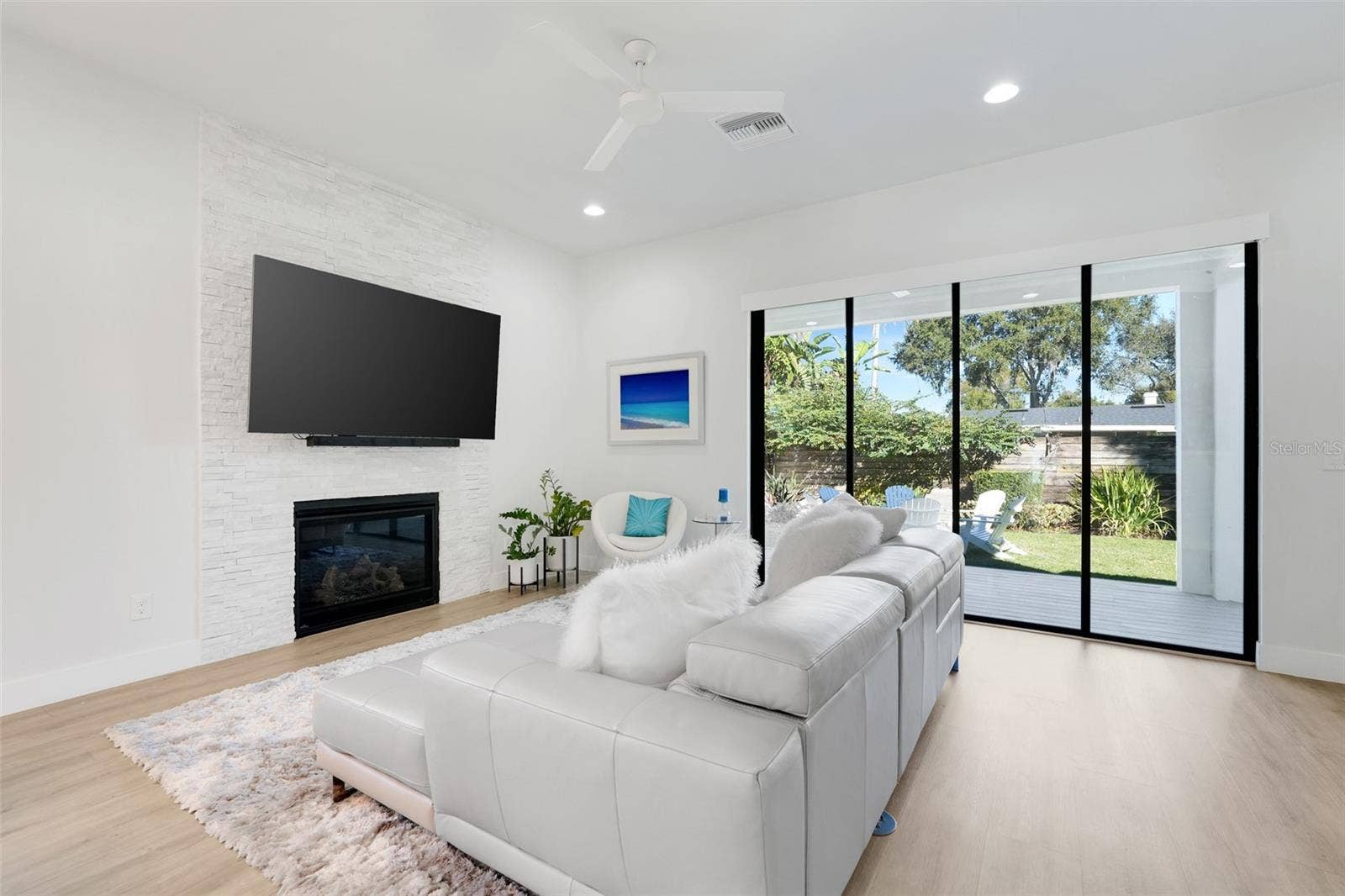 1751 GOODRICH AVENUE, Winter Park, FL 32789 Living Room