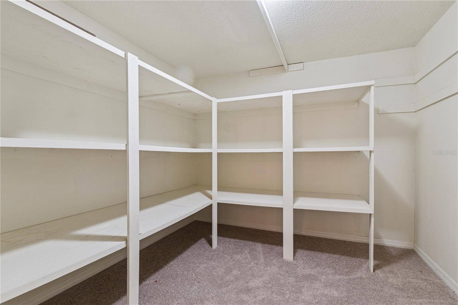 6204 MASTERS BOULEVARD, #202, Orlando, FL 32819 6204 MASTERS BOULEVARD, #202, Orlando, FL 32819