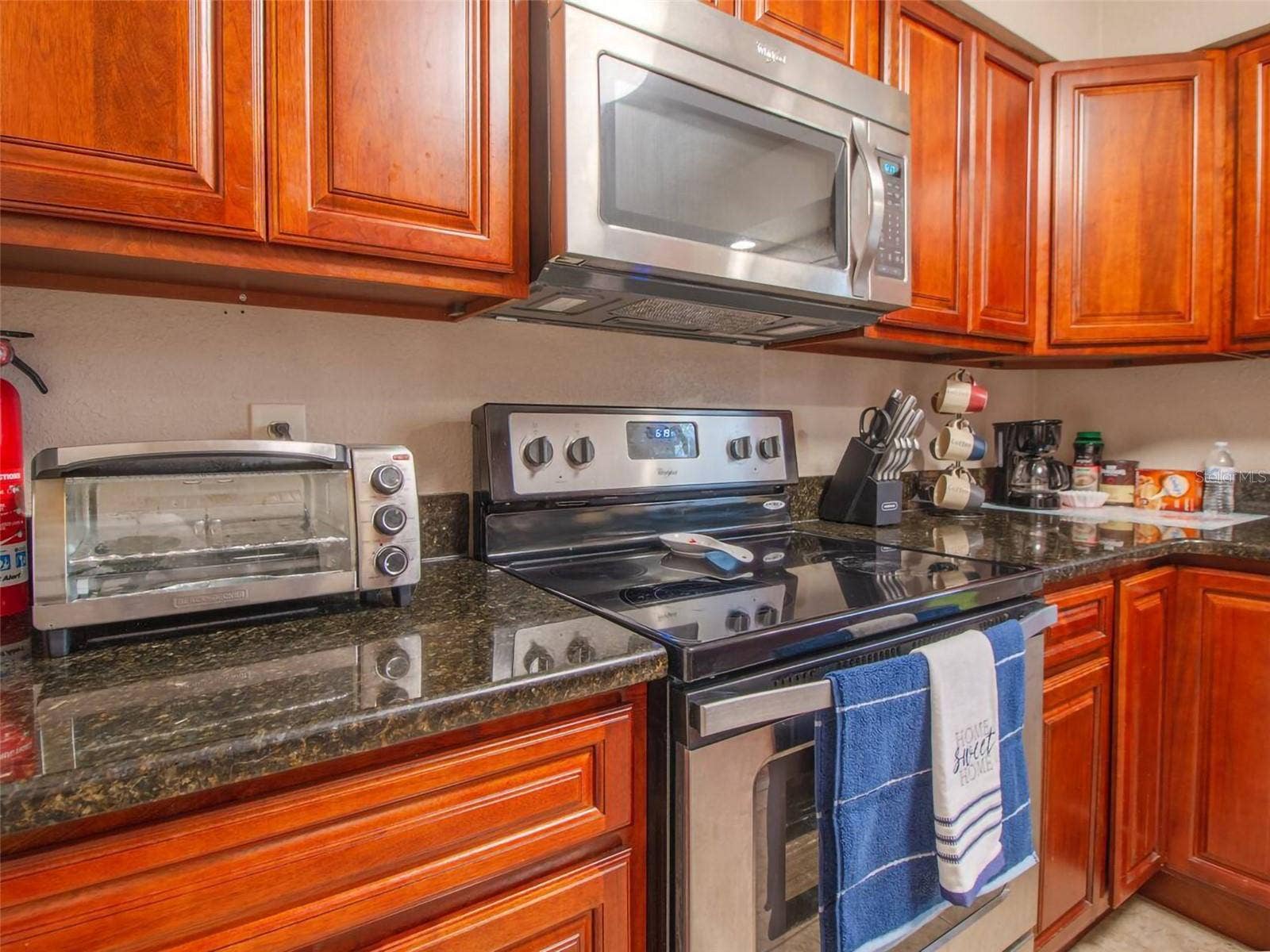 1245 CATALPA LANE, Orlando, FL 32806 1245 CATALPA LANE, Orlando, FL 32806