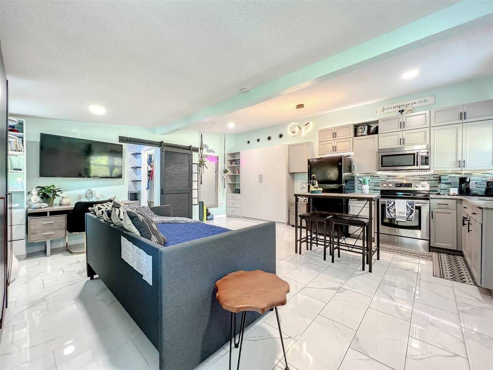 1245 CATALPA LANE, Orlando, FL 32806 1245 CATALPA LANE, Orlando, FL 32806