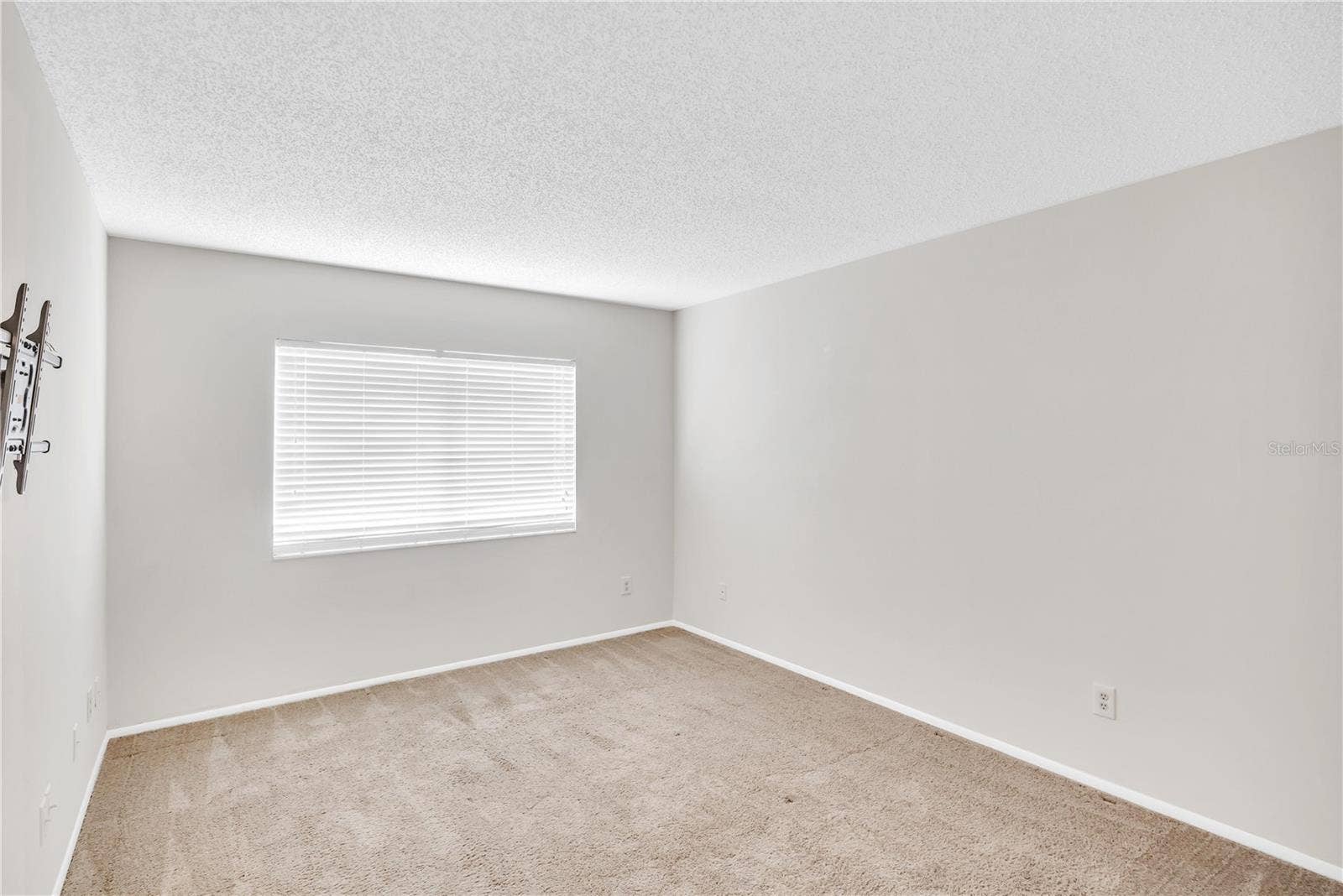 612 KENWICK CIRCLE, #103, Casselberry, FL 32707
