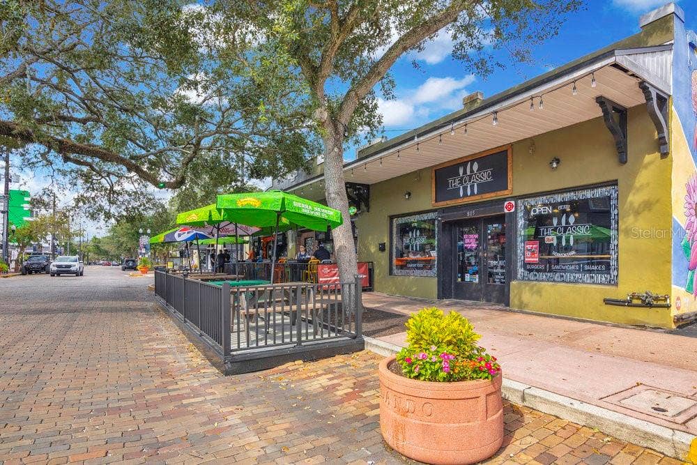 1004 E ROBINSON, Orlando, FL 32801 1004 E ROBINSON, Orlando, FL 32801