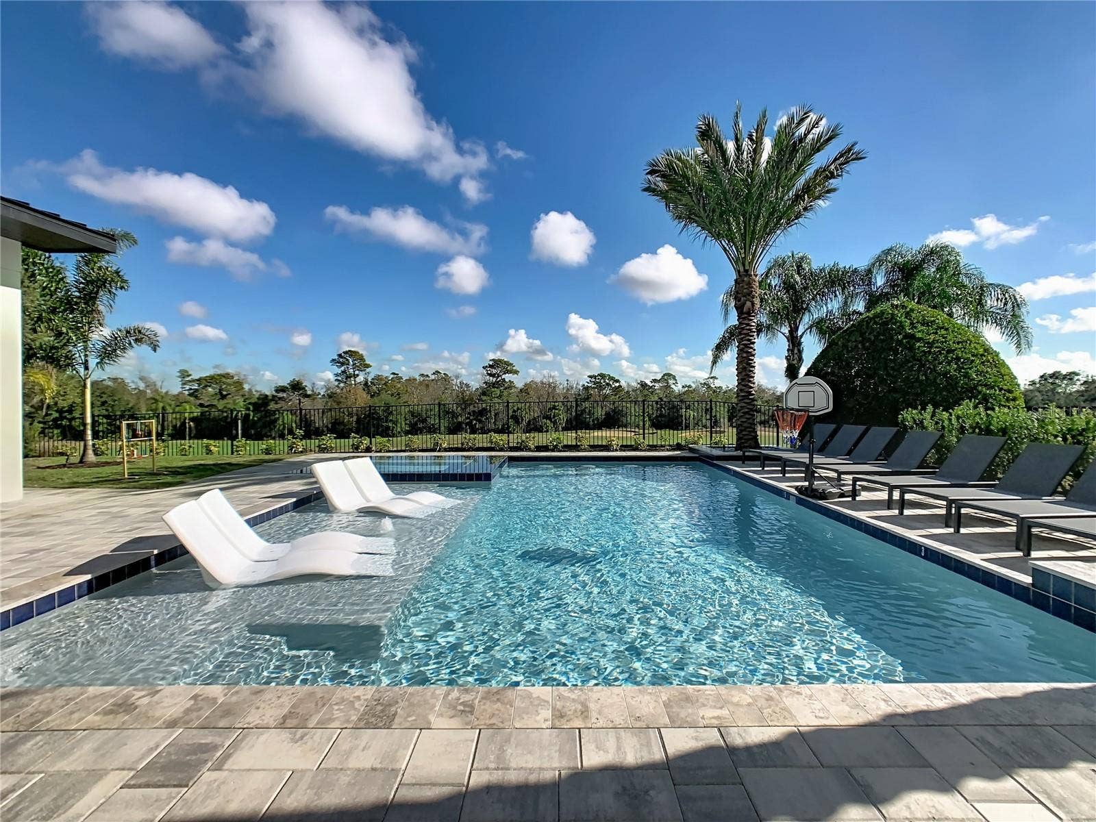 805 GOLDEN BEAR DRIVE, Reunion, FL 34747 805 GOLDEN BEAR DRIVE, Reunion, FL 34747