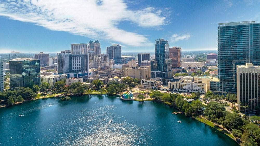 1008 E ROBINSON, Orlando, FL 32801 1008 E ROBINSON, Orlando, FL 32801