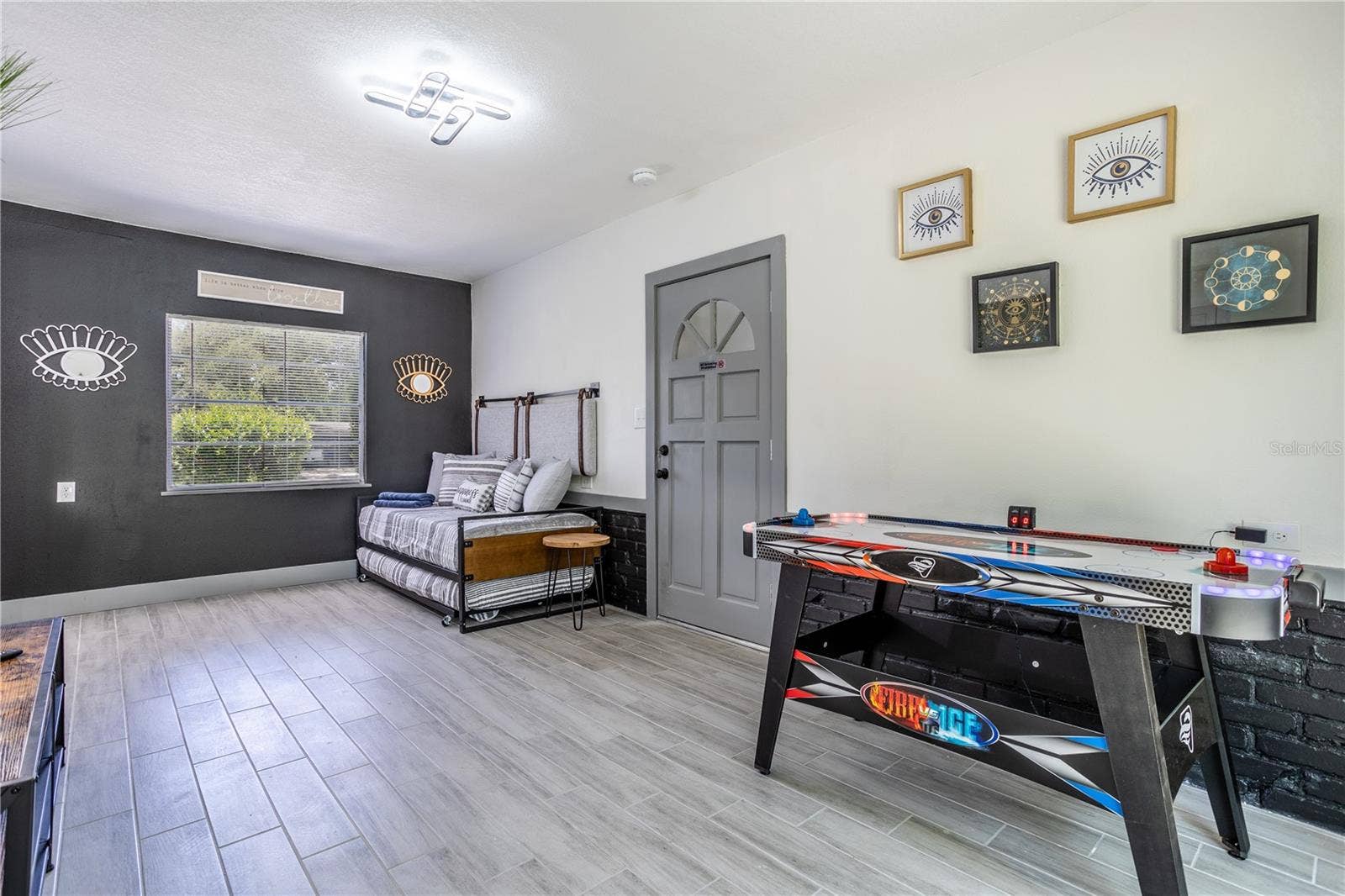 1213 CORBETT LANE, Orlando, FL 32806 1213 CORBETT LANE, Orlando, FL 32806