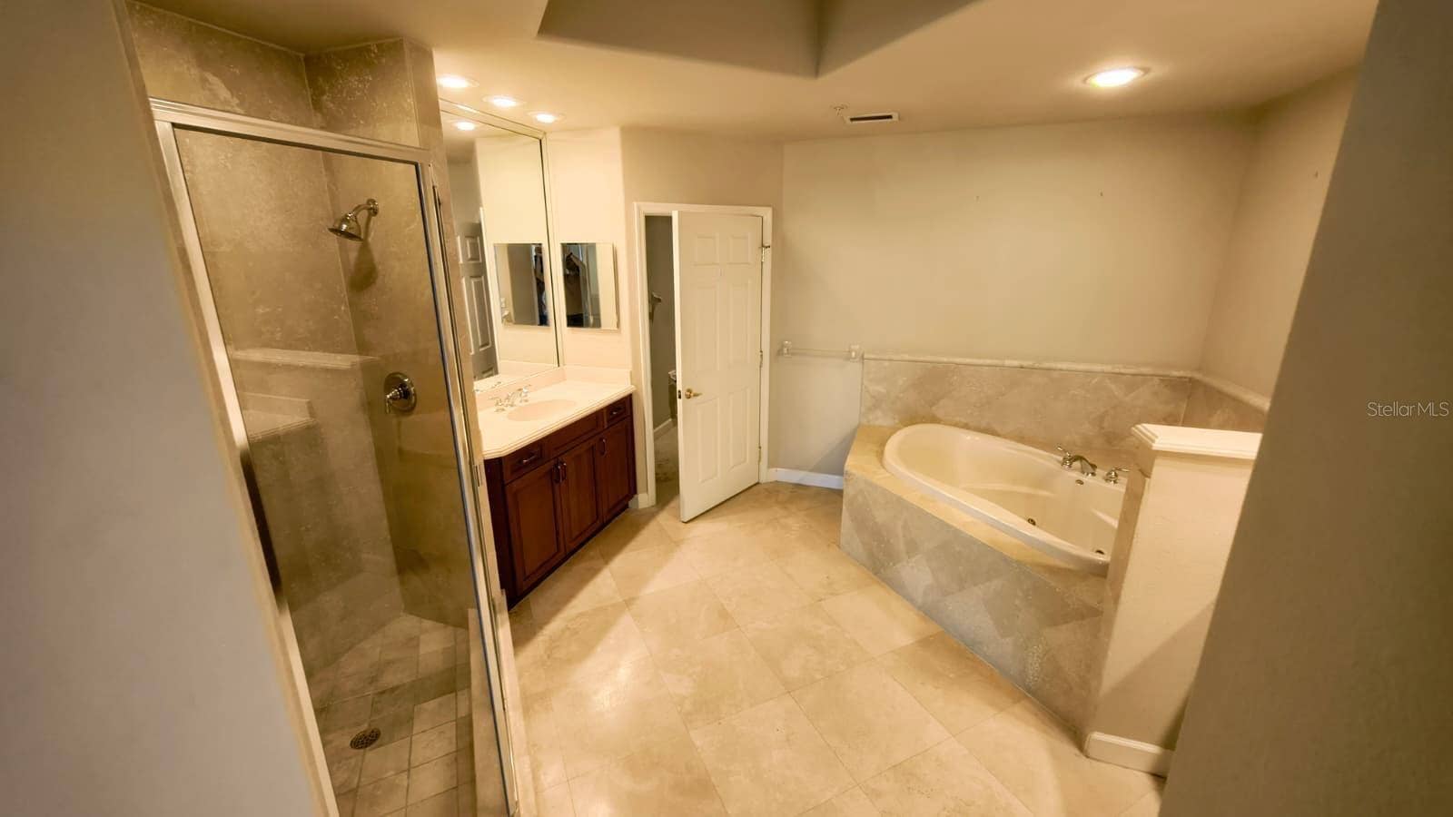 8749 THE ESPLANADE, #30, Orlando, FL 32836 8749 THE ESPLANADE, #30, Orlando, FL 32836