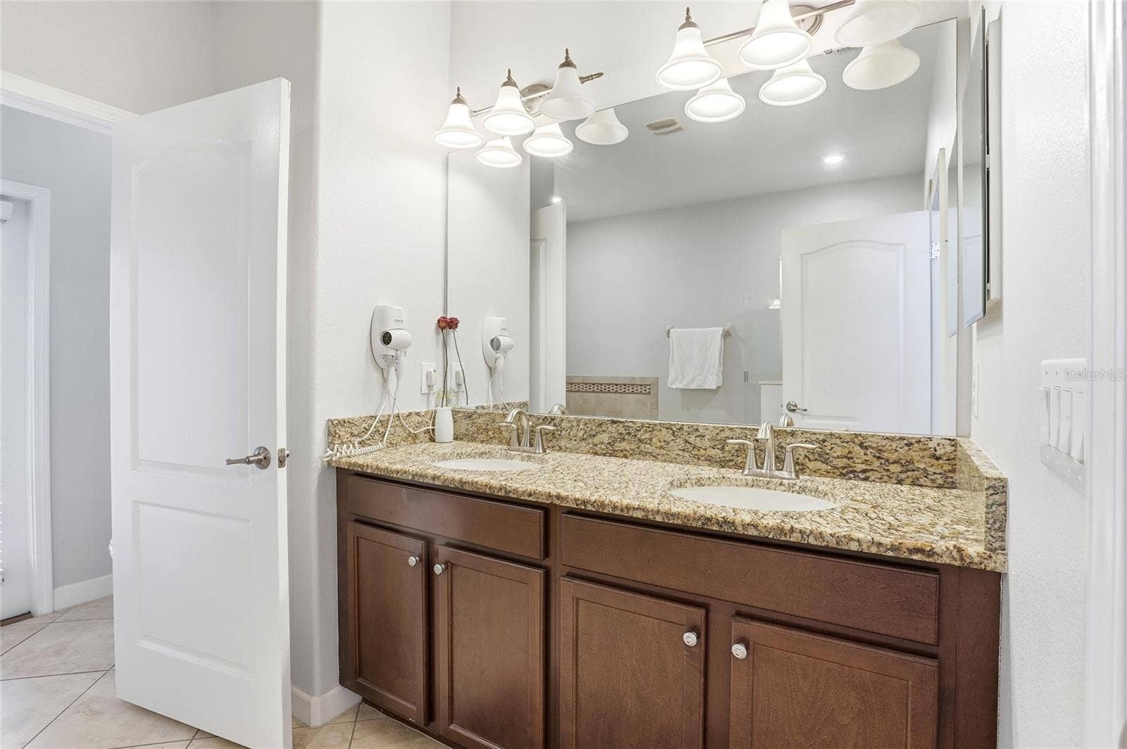 9039 SHADOW MOUNTAIN STREET, Davenport, FL 33896 bathroom #2