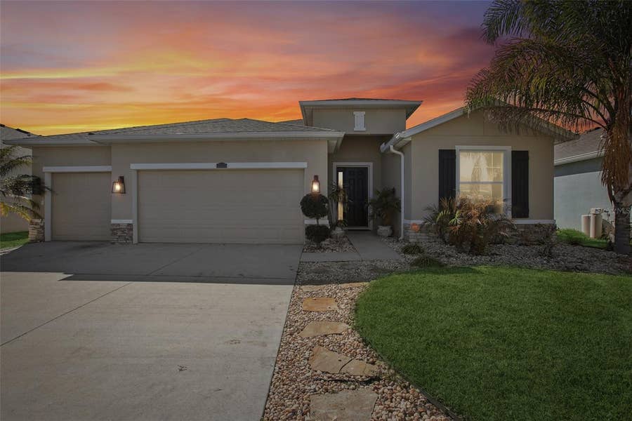 Property photo for 10747 LAXER CAY LOOP, San Antonio, FL