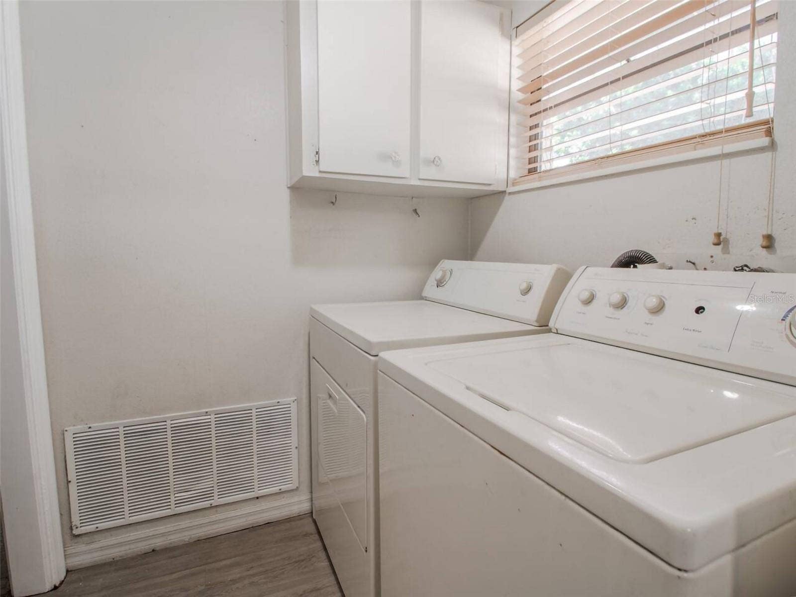 4401 LENMORE STREET, Orlando, FL 32812 4401 LENMORE STREET, Orlando, FL 32812