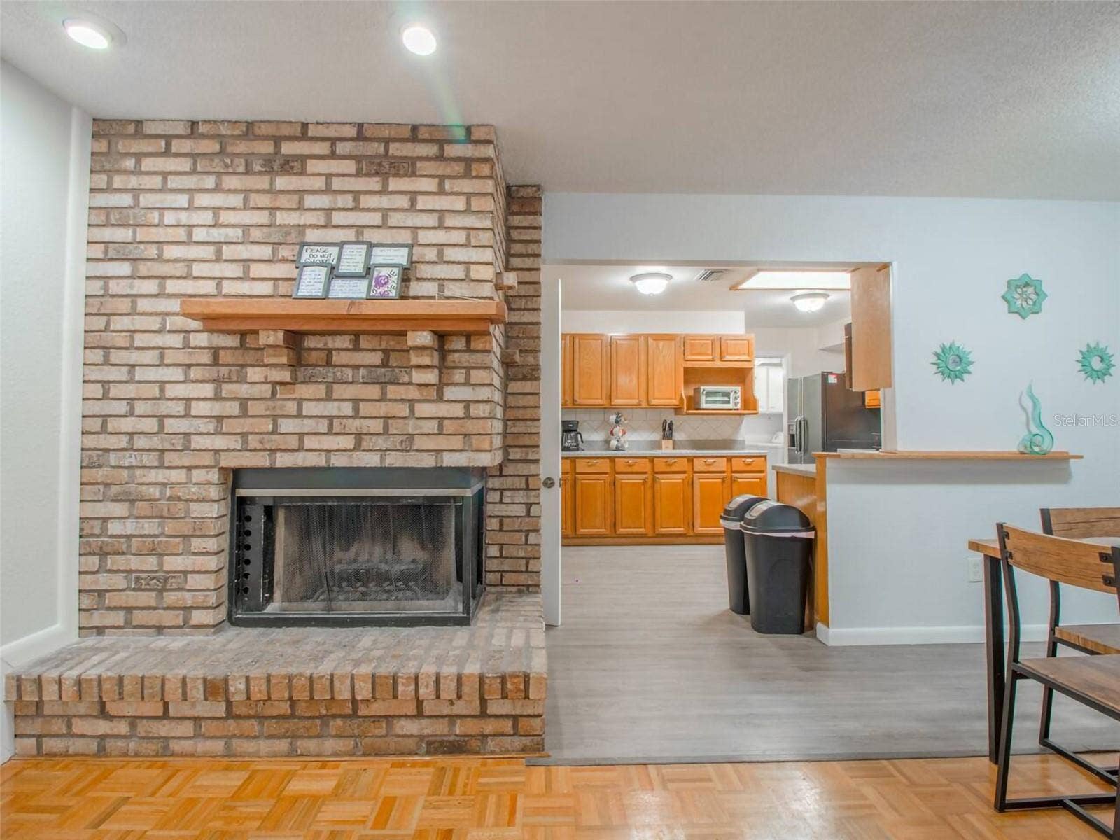 4401 LENMORE STREET, Orlando, FL 32812 4401 LENMORE STREET, Orlando, FL 32812