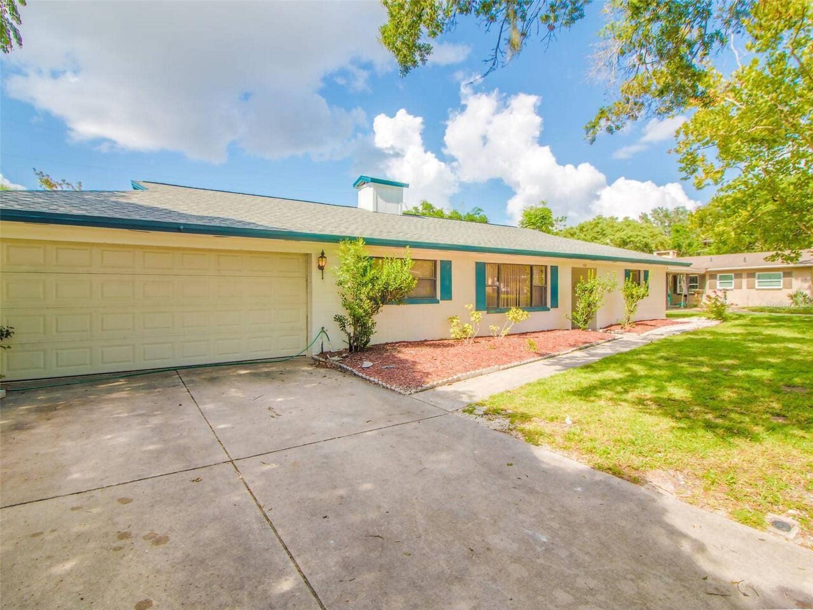 4401 LENMORE STREET, Orlando, FL 32812 4401 LENMORE STREET, Orlando, FL 32812