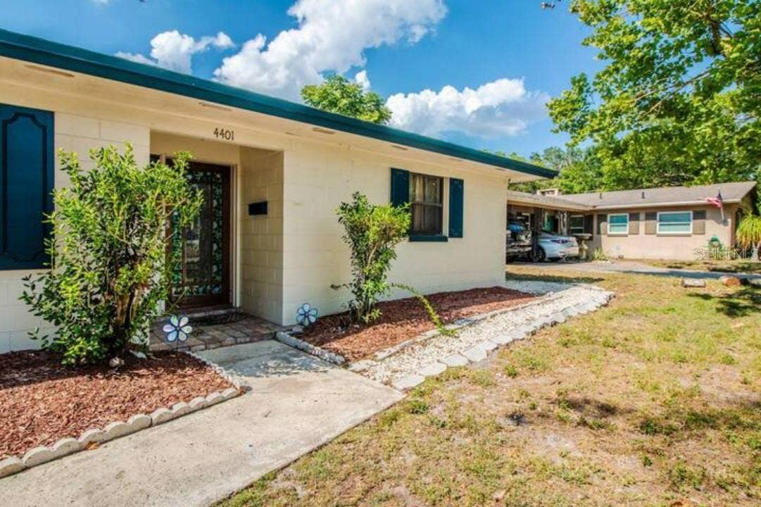 4401 LENMORE STREET, Orlando, FL 32812 4401 LENMORE STREET, Orlando, FL 32812