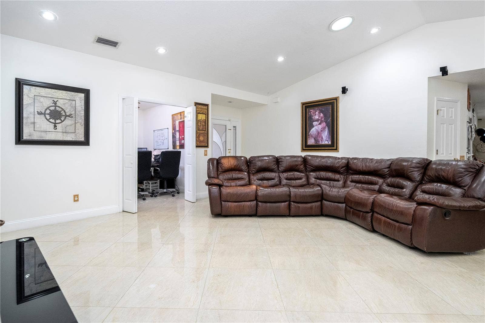 6013 CRYSTAL VIEW DRIVE, Orlando, FL 32819 6013 CRYSTAL VIEW DRIVE, Orlando, FL 32819