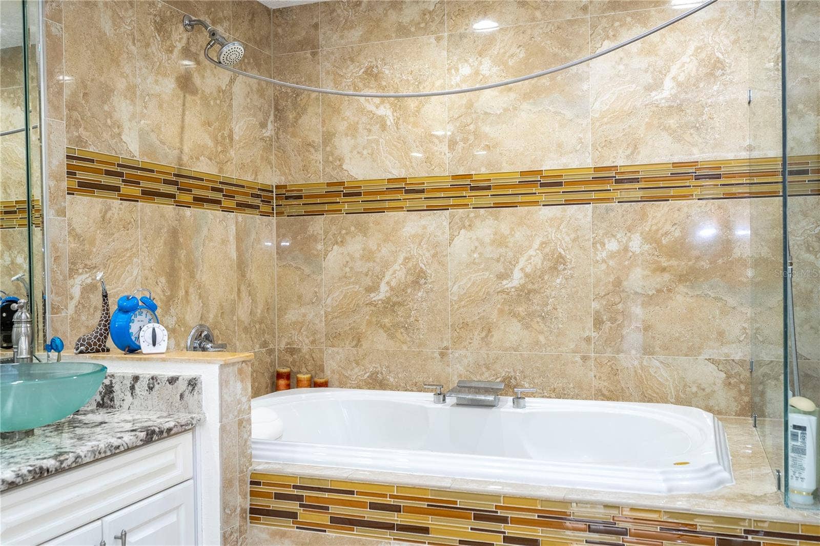 6013 CRYSTAL VIEW DRIVE, Orlando, FL 32819 6013 CRYSTAL VIEW DRIVE, Orlando, FL 32819