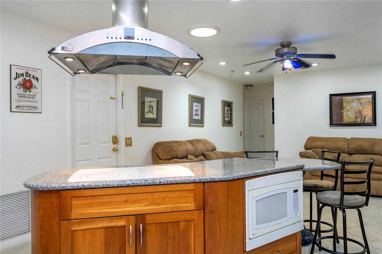 6013 CRYSTAL VIEW DRIVE, Orlando, FL 32819 6013 CRYSTAL VIEW DRIVE, Orlando, FL 32819