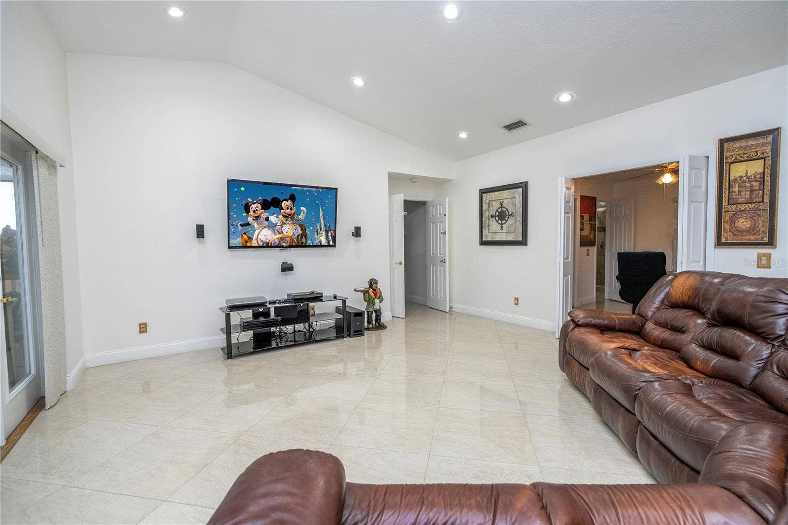6013 CRYSTAL VIEW DRIVE, Orlando, FL 32819 6013 CRYSTAL VIEW DRIVE, Orlando, FL 32819